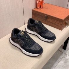 Fendi Low Shoes